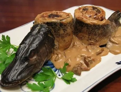 Rouleaux de poisson à la mousse de champignons